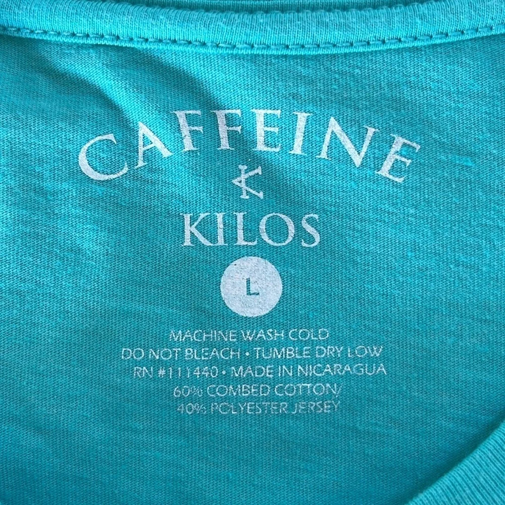 CAFFEINE & KILOS Tee size large - Picture 5 of 5